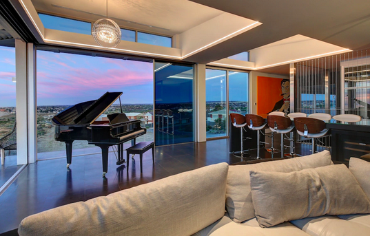 Luxe Haus – Southern Beaches (Adelaide area) - Luxury Pet Friendly Accommodation SA