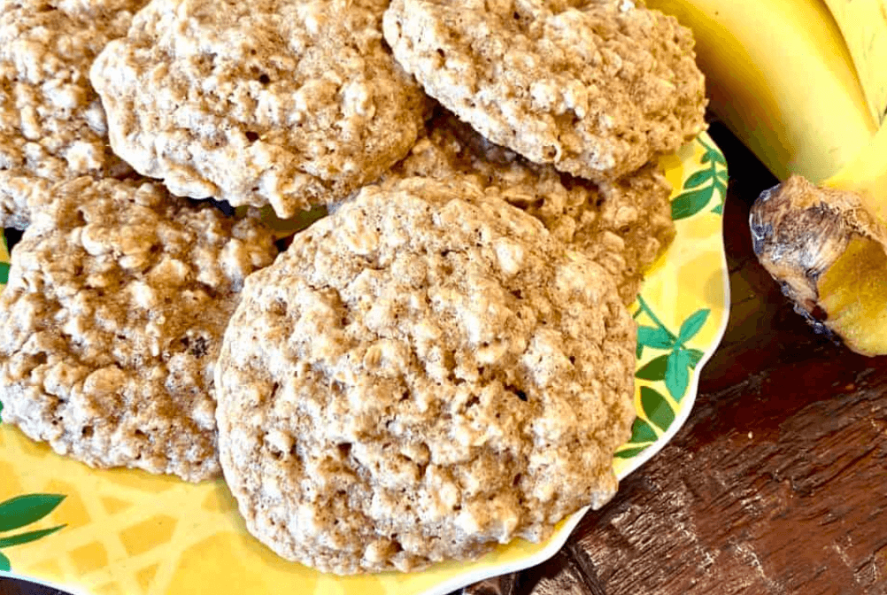 Banana Cinnamon Dog Biscuits