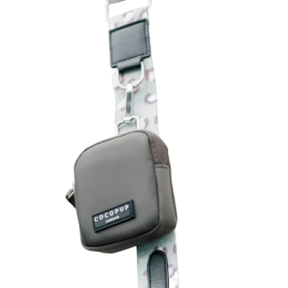 Cocopup London Treat Pouch for Dogs, Mocha Nylon, 8.5 x 9 x 3 cm, Clip-On Design