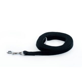 Train your dog with the Beau Pets Cotton Webbing Training Lead. 20mm wide, 20 metres long, durable, soft, and fitted with a chrome plated Trojan snap hook.